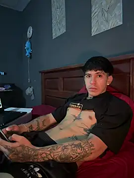 Owen_rave live cam on StripChat