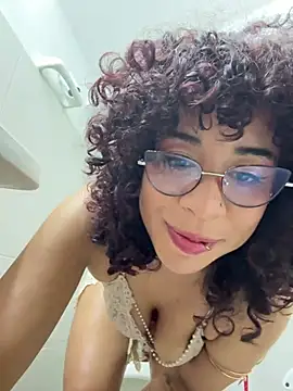 Woo_isDaphne webcam