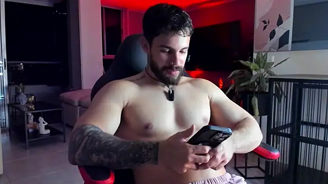 Valenthino_Salvatore live cam on StripChat