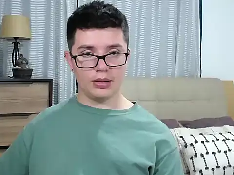 BlackFoXXX69 live cam on StripChat