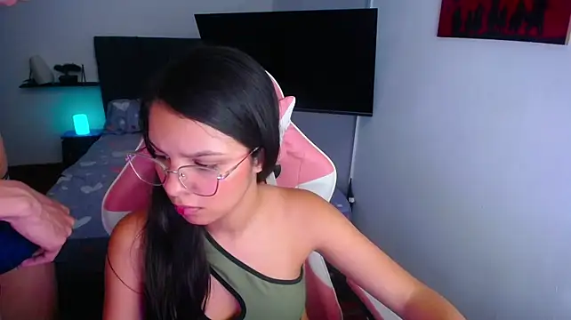 jessi_and_boy webcam