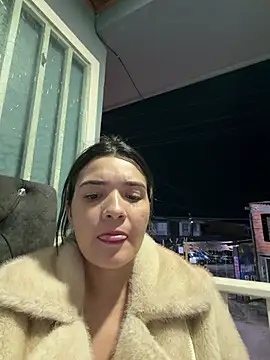 sarita-candy (F young) - Show and suck tits on the balcony