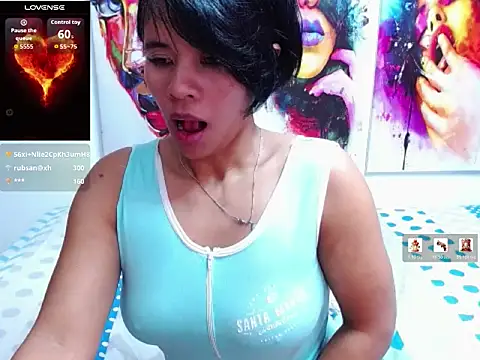 ZoeVibe_2306 webcam