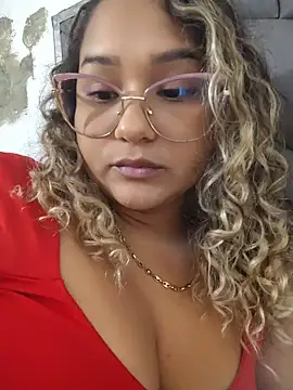 BrendaGirs live cam on StripChat