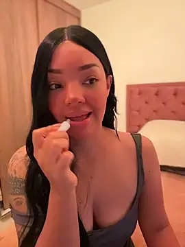 JennLeMoka webcam