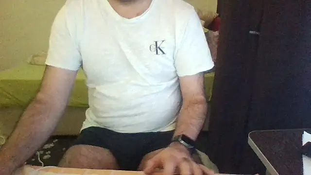 st206boy live cam on StripChat