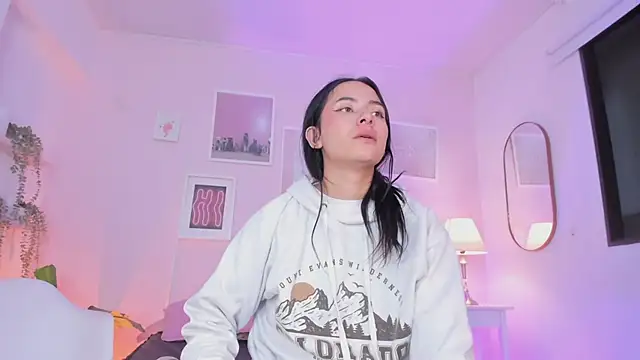 ivyy_sweet_ (F teen) - Oil boobs + show boobs + photo