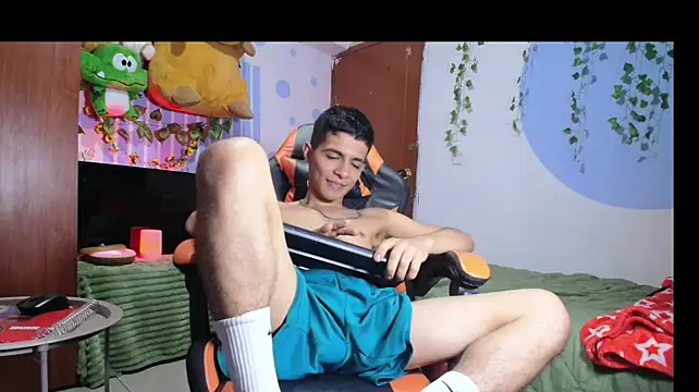 apolo_fox22 (M young) - Hot erotic dance