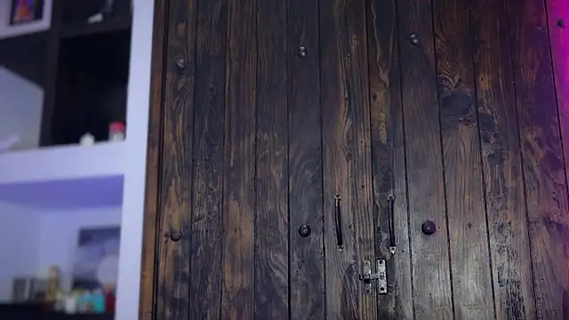mcklister_kinky_feets