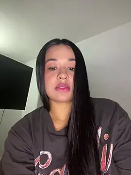 Aitana98_ live cam on StripChat