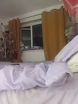 Tannedtattooed69 live cam preview on Stripchat