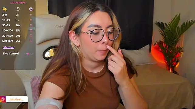 dakottaa_