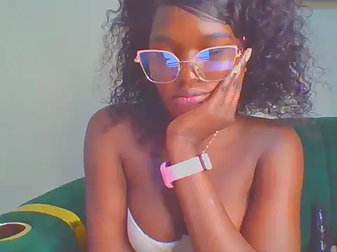 cutesmiling webcam