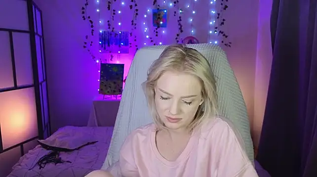 ImBonBon live cam on StripChat