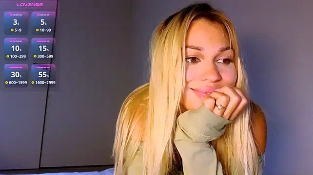 StephanyLuxe live webcam