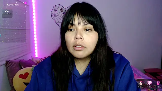 EllieMoonX live cam on StripChat