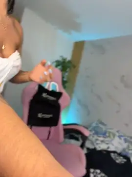 isabella1sexy live webcam