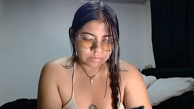 Kimmy_kimmy_ live cam on StripChat