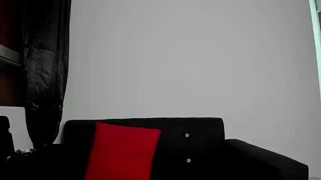 Onion_knight live cam on StripChat