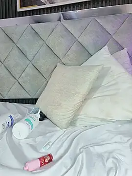 Sara_Chanel_