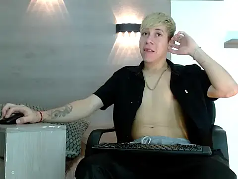 Gaeliitto live cam on StripChat