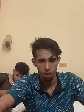 Danielserom23 live webcam