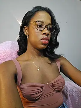 Im_Camila__ live cam on StripChat
