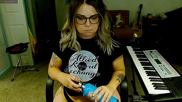 beccalubov live cam on StripChat
