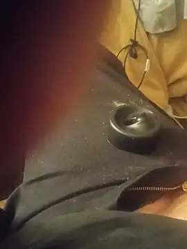 Rootpass222 live cam on StripChat