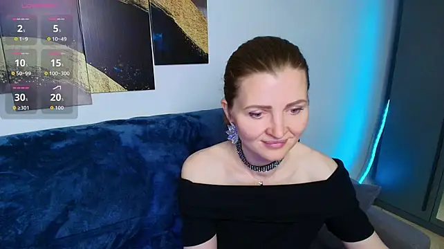 Liza__Evans live cam on StripChat