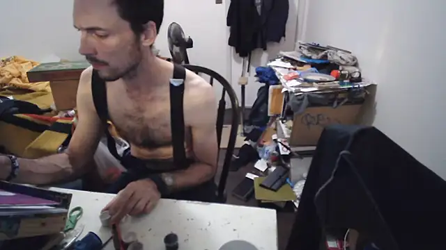 JohnnyMoves live cam on StripChat
