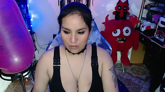 kureiji_hentaii live cam on StripChat