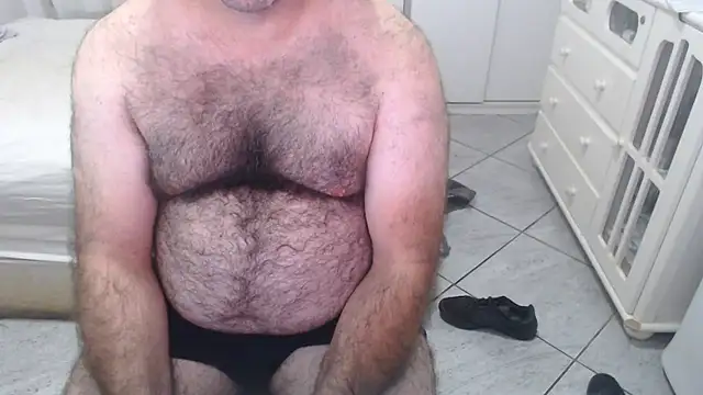 mysterbearmg (Ask my age) - #beardy #brazilian #cam2cam #daddies #ejaculation #flashing #gays #handjob #hd #masturbation #medium #middle-priced-privates #portuguese-speaking #recordable-privates #recordable-publics #small-audience #striptease #white