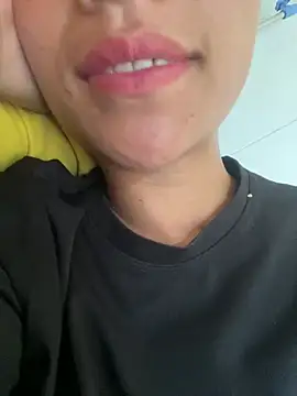 Linny_sexy live cam on StripChat