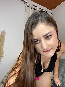 roggerss30 (F young) - make me big squirt in you face