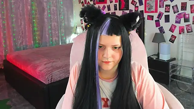 Biooohazard live cam on StripChat