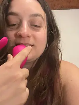 indierotic live cam on StripChat