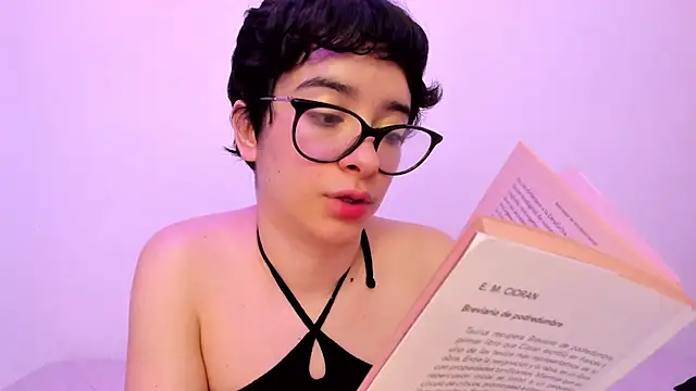 Diotima_ live cam on StripChat