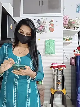 Kaur_Simran_01 live cam on StripChat