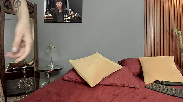 luna_sunflower__ live cam on StripChat