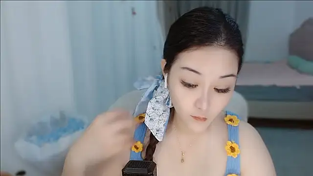 Amy-cnbaby live cam on StripChat