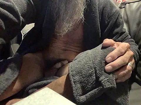 mindphu_k live cam on StripChat