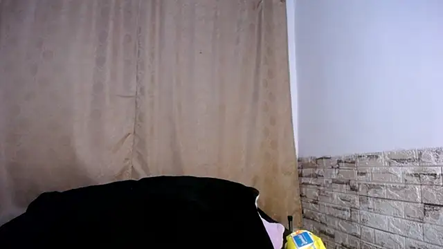 DaraSweet20 live cam on StripChat