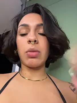 Alice_surprise live sex cam