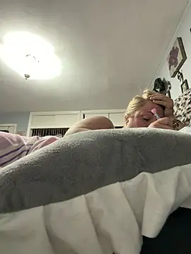 sweetkacibaby live cam on StripChat