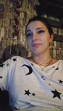 EmilyMoonlight live cam on StripChat