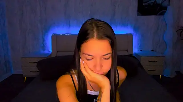 AlexaBarkley live cam on StripChat