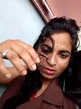Big_soniya55A live cam on StripChat