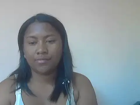 cutybigass live cam on StripChat