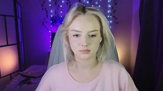 ImBonBon live cam on StripChat